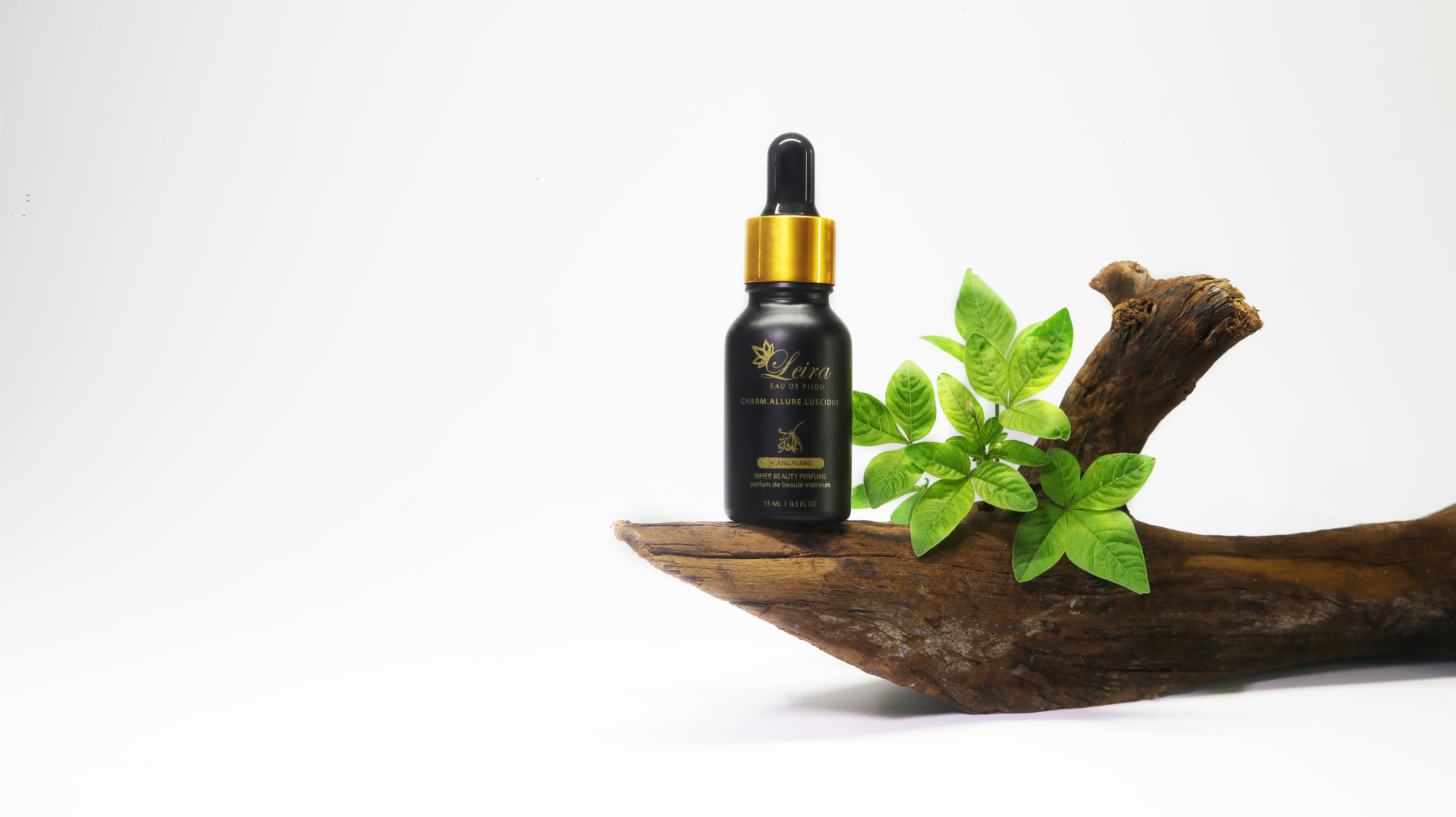 Leira Ylang Ylang intimate perfume